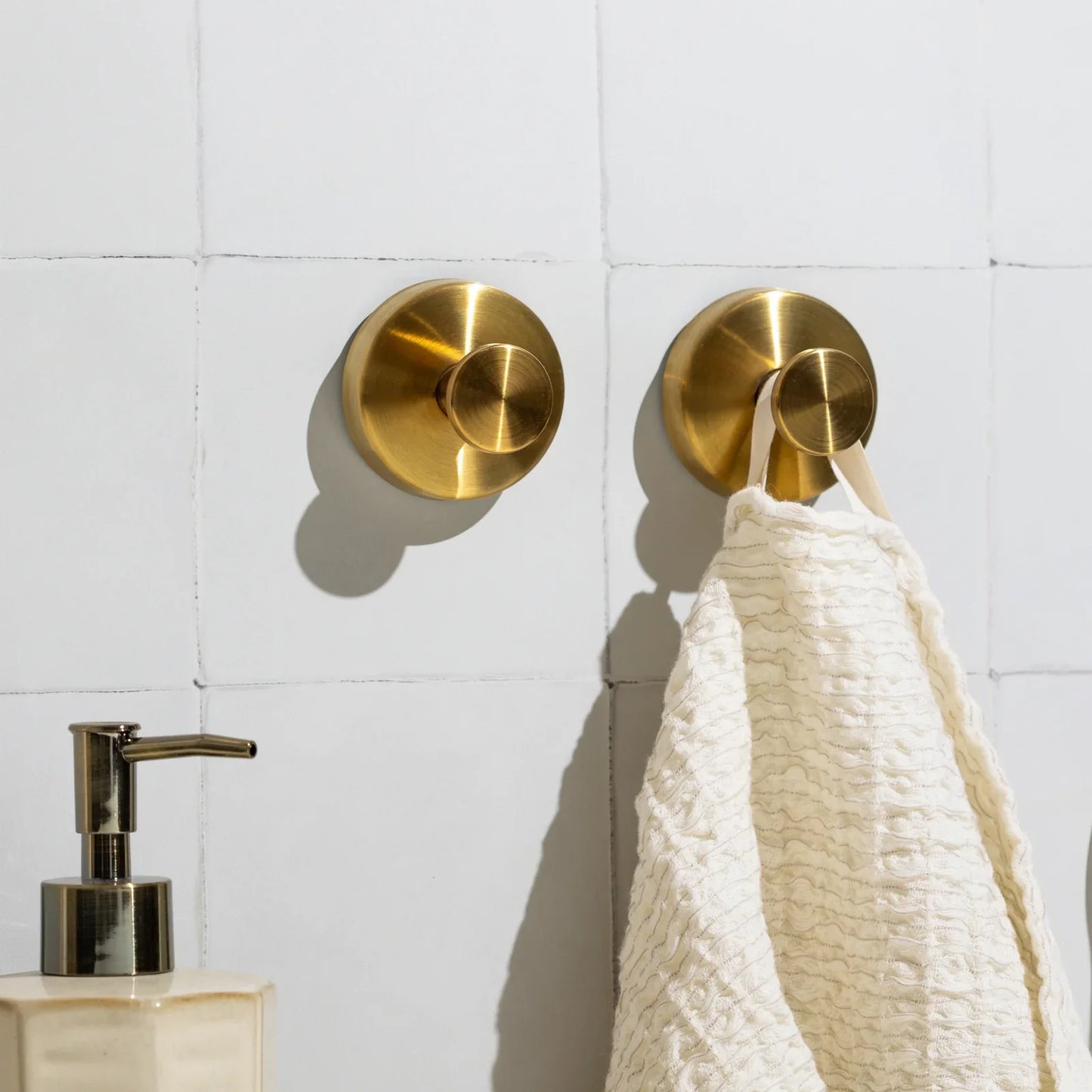 ÆgteHjem® | Nem montering uden boring