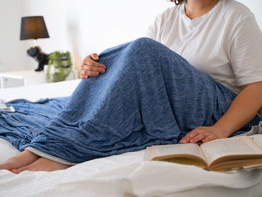 KølSky® | Det eneste tæppe, der køler dig ned med det samme.